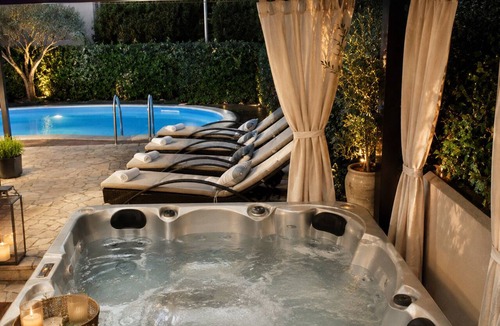Vantacici Villa | Villa Sea Miracle pool&welness Krk by Villas Guide