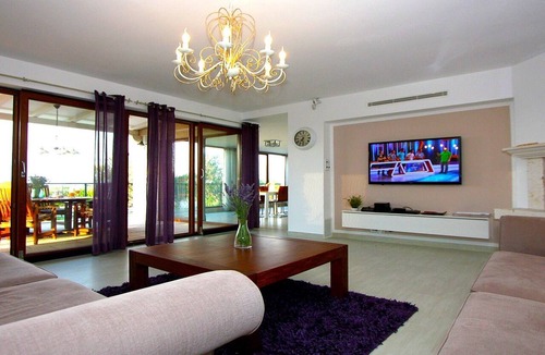 Sutivan Villa | Villa Sea Orchard Sutivan 10% DISCOUNT FOR THE ENTIRE 6. AND 9. TH MONTH.