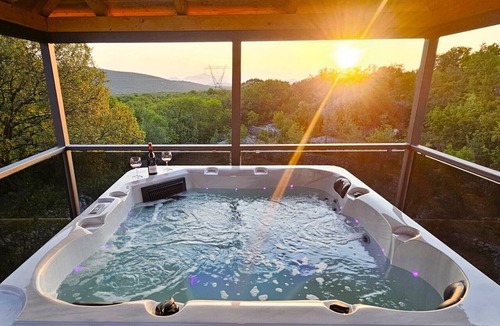 Lovrec Villa | Villa Sena ,Lovreć – Pool & Jacuzzi Retreat, Dalmatia