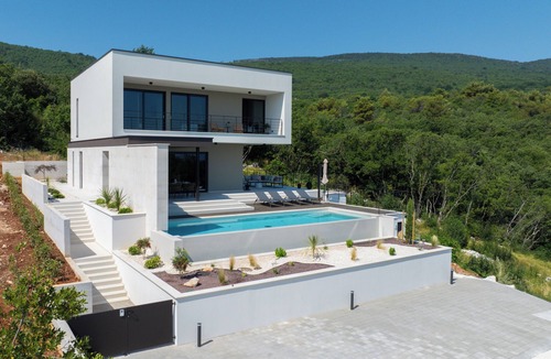 Drenje House | Villa Serenis – a Modern New-Build with Private Pool and Breathtaking Sea Views