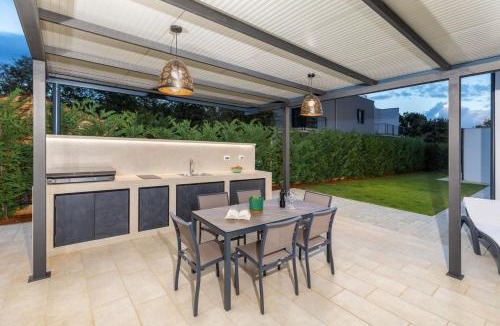 Porec Villa | Villa Silvia by Villsy