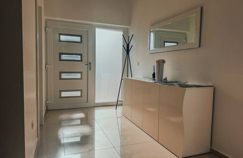 Posedarje Villa | Villa-Simon - your retreat on the Croatian coast. Direct access to the sea!