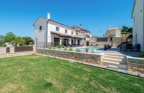 Valtura Villa | Villa Sirola by Istrabook