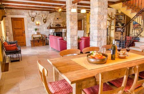 Krculi Villa | Villa Slivari