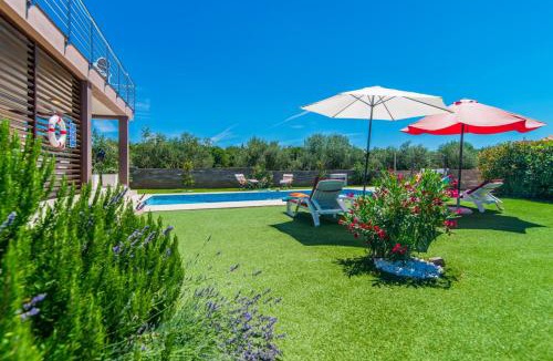 Galizana Villa | Villa Stefanja kids friendly with sea view near Fažana