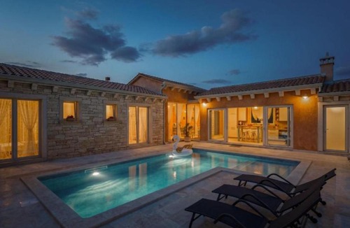 Kringa Villa | Villa Stonica
