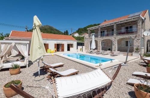 Orasac House | Villa Sunny Oasis