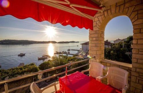 Supetarska Draga Apartment | Villa Suzana