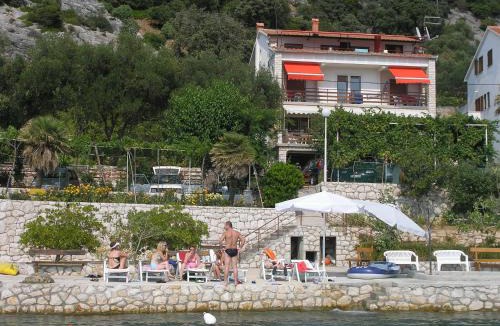 Supetarska Draga Apartment | Villa Suzana