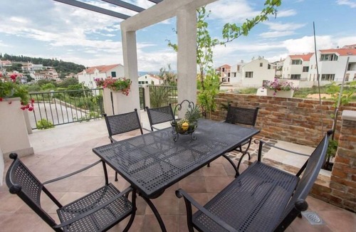 Sutivan Villa | Villa Suzy Lux- Duplex Two Bedroom Villa with Swimming Pool and Sea View