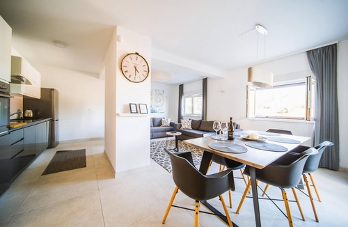 Zrnovo Apartment | Villa Teuta