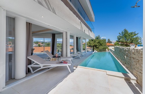 Vrboska Villa | Villa Tiffany near sea in Hvar