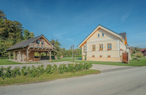 Beltinci Apartment | Villa Trate 2BR Apartment Globetka w/Pool, Ljutomer, Slovenia