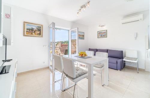 Milna (Brac) Apartment | Villa Trebotić - Cozy Apartment
