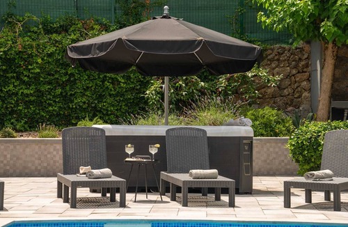 Zmijavci Villa | Villa Vinis Terra – Peaceful Escape with Pool & Jacuzzi