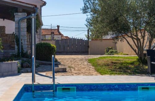 Segotici Villa | Villa Viola