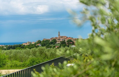 Strpacici Villa | Villa Visignano with private pool and jacuzzi for 8 guests