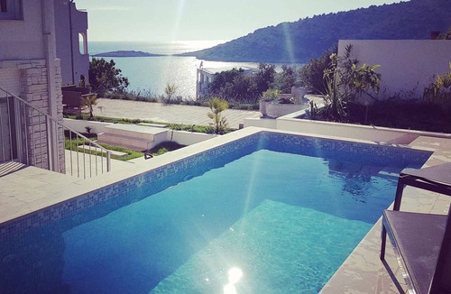 Razanj Villa | Villa with pool and air conditioning