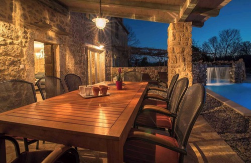 Garica Villa | Villa with pool and air conditioning