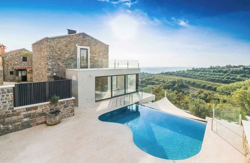 Buje House | Villa with pool and sauna