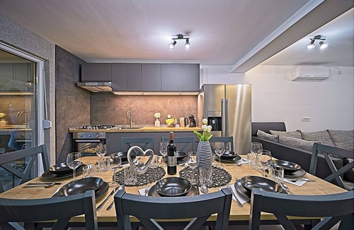 Municipality of Plaski House | Villa with pool and spa in peaceful Lika nature for family and friends.
