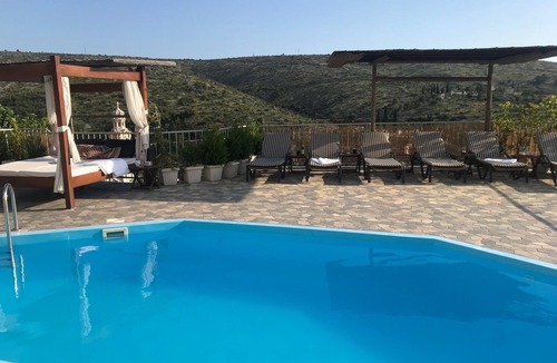 Lozisca Villa | Villa with Pool and Stunning Sea View