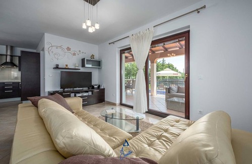 Tinjan Villa | Villa with pool and wellness, privacy guaranteed