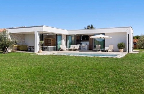 Svetvincenat Villa | Villa You & Me