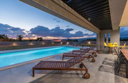 Privlaka Villa | VILLA ZRINKO