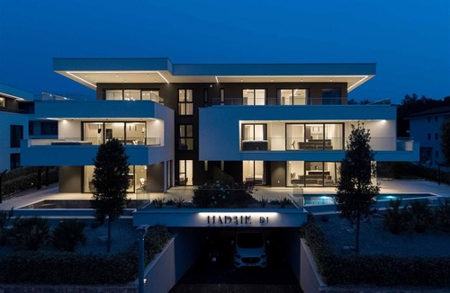 Zidarici Apartment | Villas Azimut - Superior apartment with private Jacuzzi and sea view