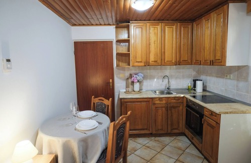 Krsko House | Vineyard studio apartment close to Rajhenburg Castle