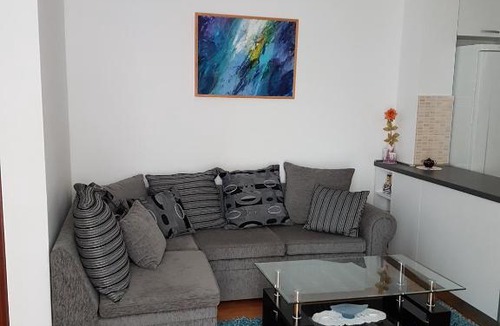 Split Apartment | Viola Apartment
