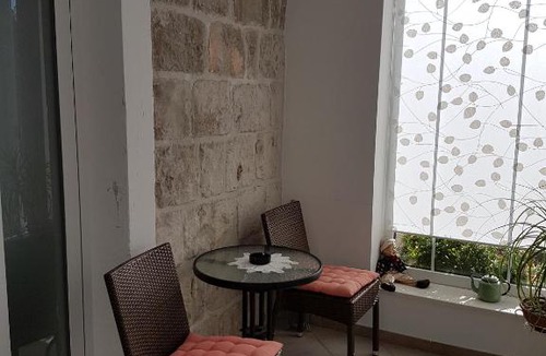 Split Apartment | Viola Apartment