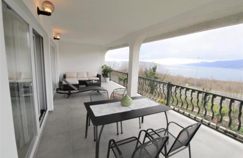 Sarsoni Apartment | Vrata Jadrana