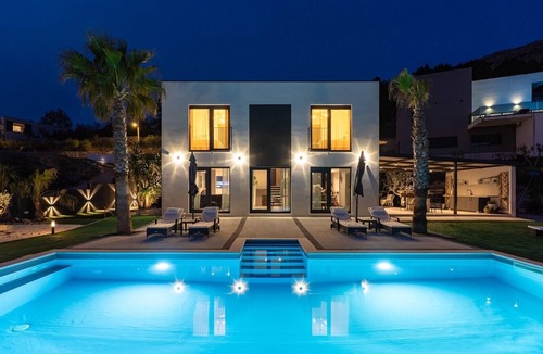 Podstrana Villa | Welcome to Villa El Capitano – Your Private Seaview Retreat Near Split