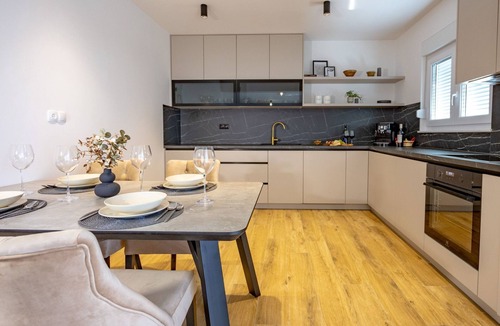 Batinici Apartment | Wohnung Lavanda by Interhome