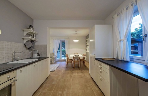 Farini House | Wonderful private villa for 8 guests with WIFI, A/C, private pool, TV, terrace and pets allowed