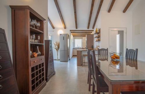 Artatore House | Wonderful private villa for 12 people with WIFI, A/C, hot tub, TV and patio