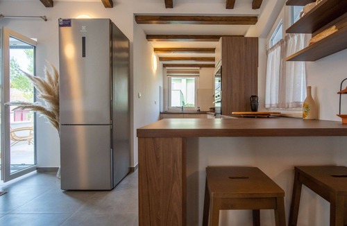 Artatore House | Wonderful private villa for 12 people with WIFI, A/C, hot tub, TV and patio