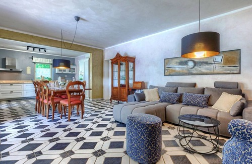 Sumber House | Wonderful private villa for 10 people with A/C, private pool, WIFI, TV, terrace and pets allowed