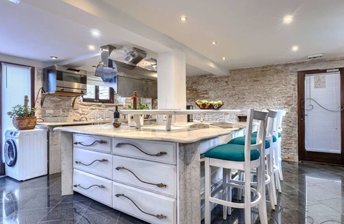 Katun Lindarski House | Wonderful private villa with private pool, A/C, hot tub, WIFI, TV, terrace and pets allowed