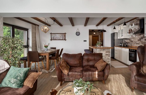 Fuzine Villa | Wonderful private villa for 8 guests with WIFI, hot tub, TV and patio