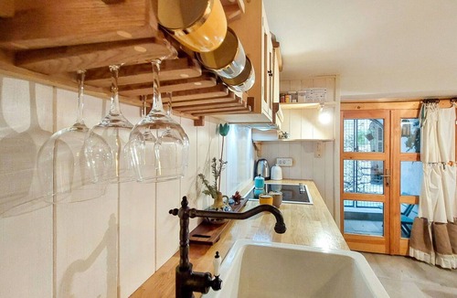 Cres House | Wonderful villa for 4 guests with WIFI, A/C and balcony