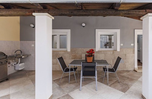 Svetvincenat House | Wonderful villa for 4 people with WIFI, A/C, TV, terrace and pets allowed