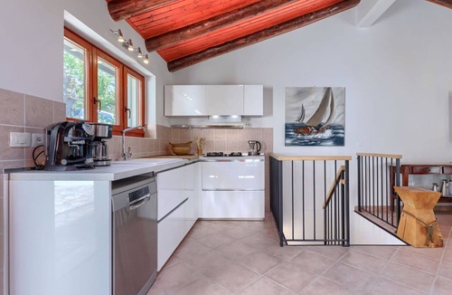 Rabac House | Wonderful villa for 6 guests with A/C, private pool, WIFI, TV, terrace and pets allowed
