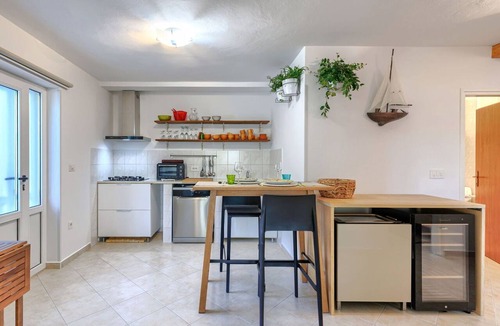 Rabac House | Wonderful villa for 6 guests with A/C, private pool, WIFI, TV, terrace and pets allowed