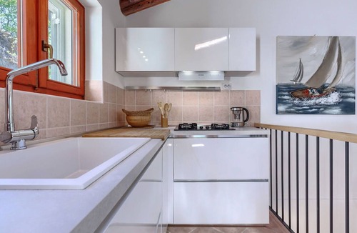 Rabac House | Wonderful villa for 6 people with A/C, WIFI, private pool, TV, terrace and pets allowed