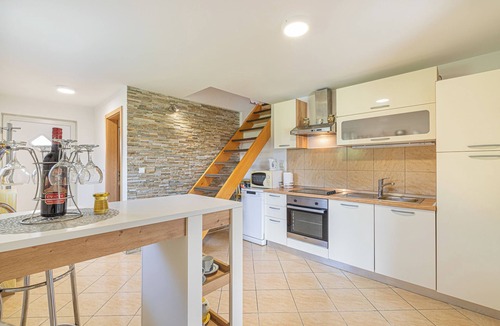 Tisina House | Zala House with Jacuzzi & Garden, Moravske Toplice, Slovenia