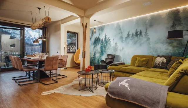 Čudovita in elegantna hiša za sproščujoče družinske počitnice in nepozabne skupne spomine in Kranjska Gora