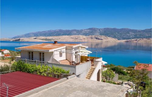 1 Bedroom Cozy Apartment In Bosana in Stan Trigraci